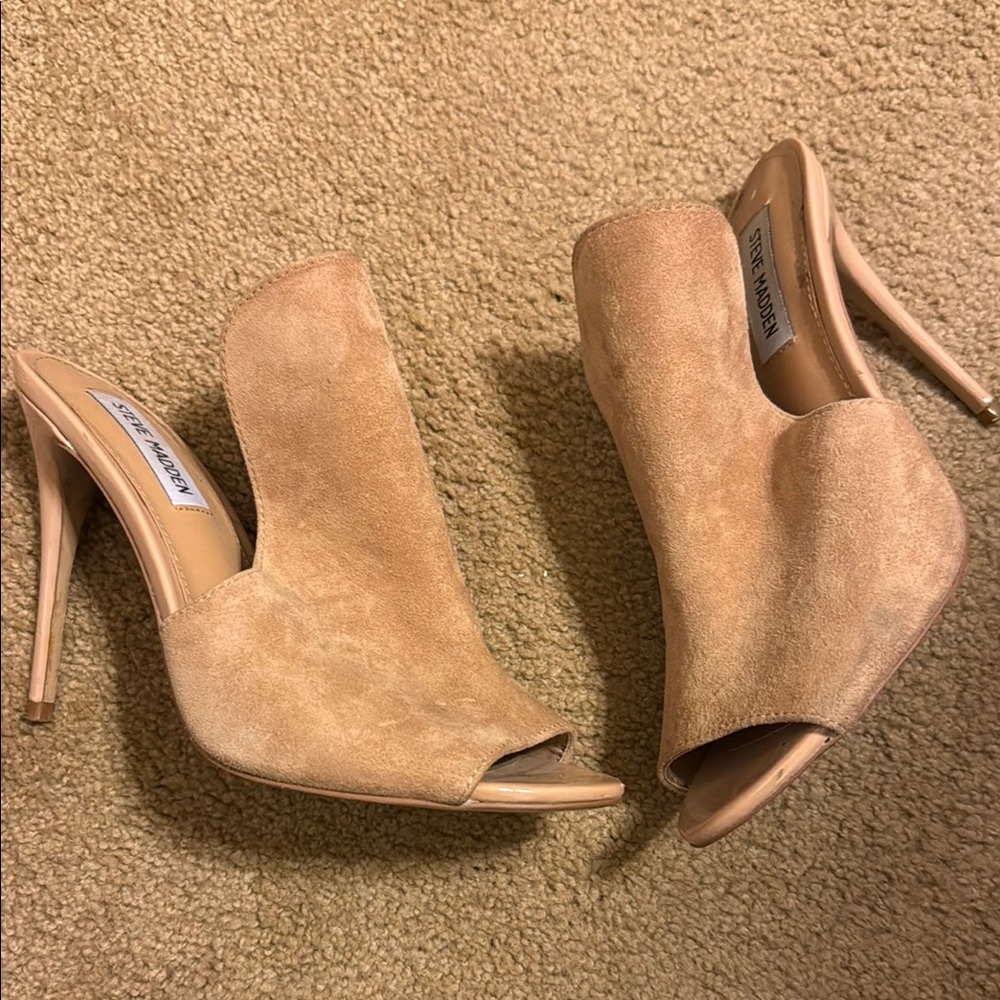Steve Madden Nude Suede Peep Toe Heels